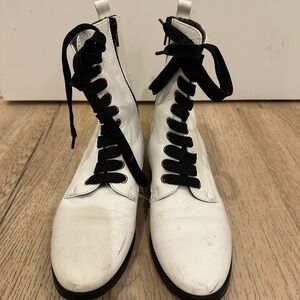 Asoliani white boots 37